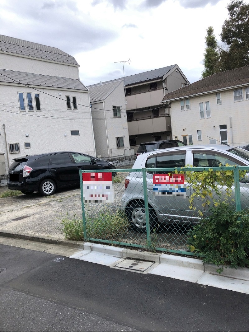 世田谷区経堂３丁目　月極駐車場